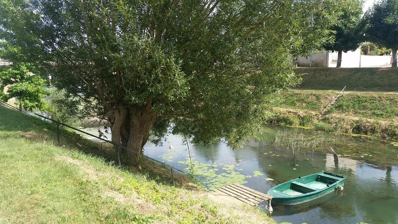 Doubs Sejour - Maison De Vacances Verdun-sur-le-Doubs Exteriör bild